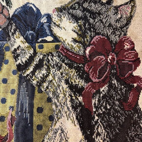 Vintage Tapestry Cat Christmas Tote Bag With Green Back & Handles - Picture 2 of 10